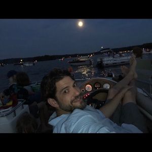 Meet your Posher, Travis